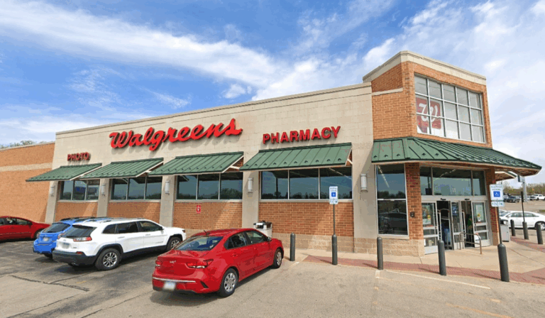 Receptionist Position at Walgreens: How to Apply