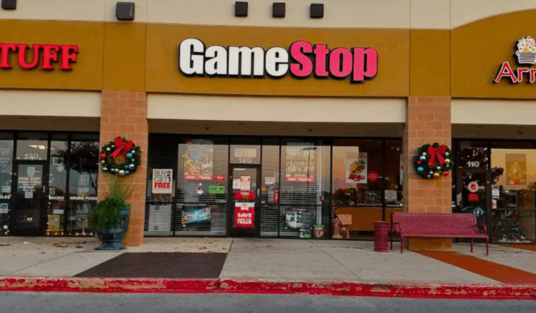 Store Manager Position at GameStop: How to Apply